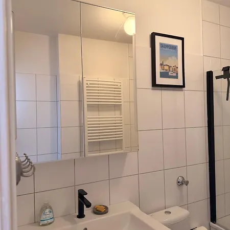 Апартаменты Luxury In Prime Location With South-facing Balcony