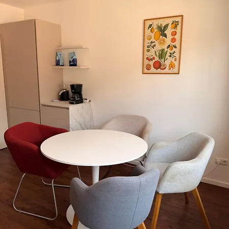 Luxury In Prime Location With South-facing Balcony