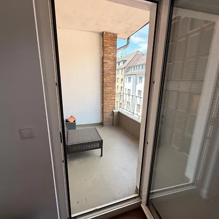 Luxury In Prime Location With South-facing Balcony Апартаменты *