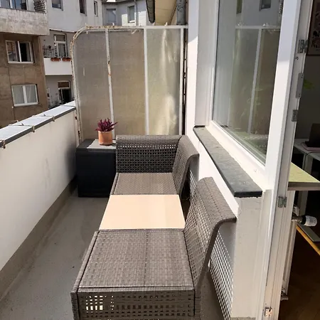 Апартаменты Luxury In Prime Location With South-facing Balcony *